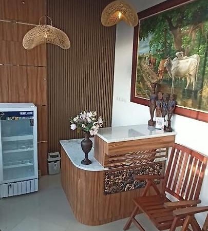 The Cabin Hotel Ambasador Yogyakarta Bagian luar foto