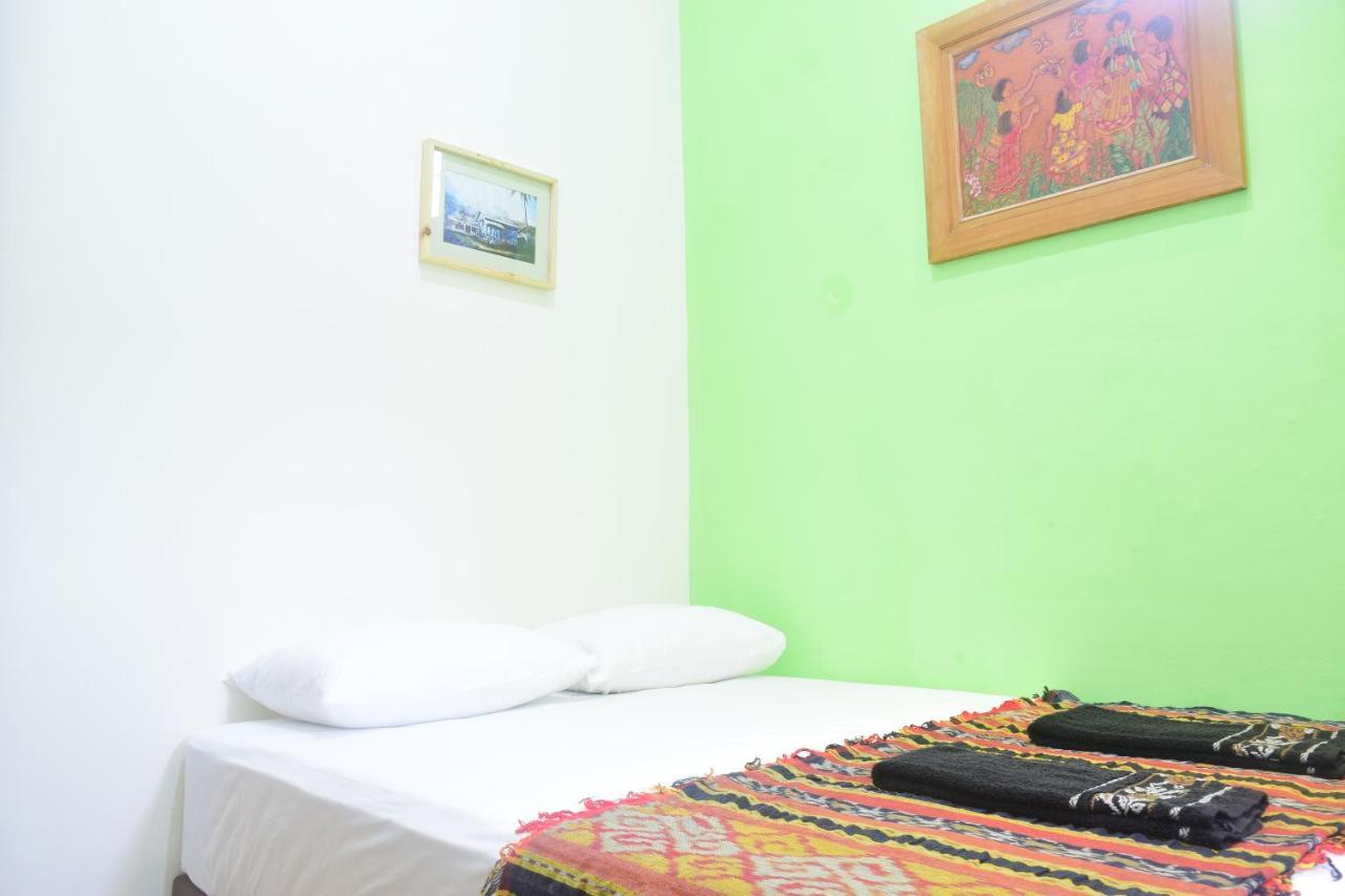 The Cabin Hotel Ambasador Yogyakarta Bagian luar foto